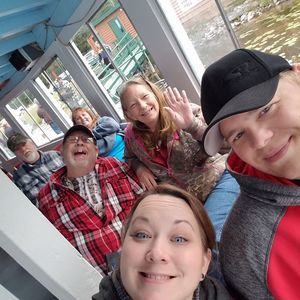 Meet your Posher, Farah